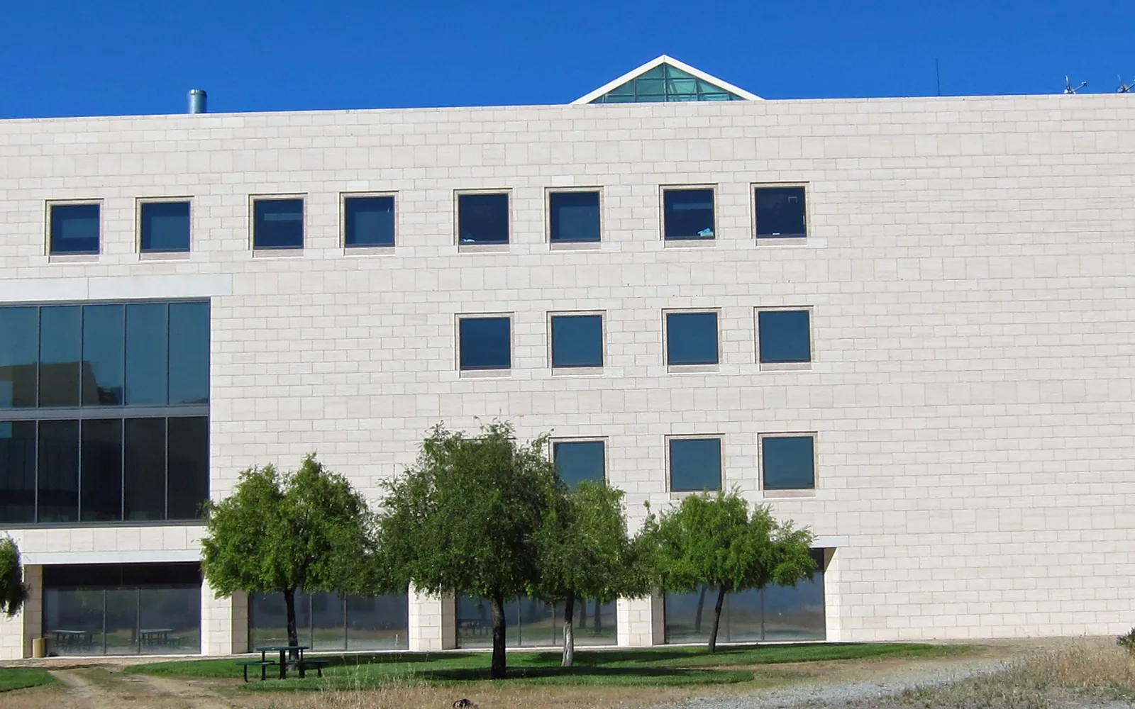 The Buck Institute for Research on Aging in Novato, California, seen from the courtyard